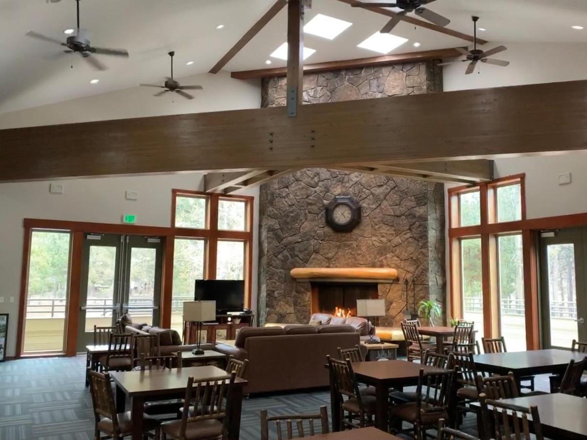 The Pines At Sunriver Exterior photo